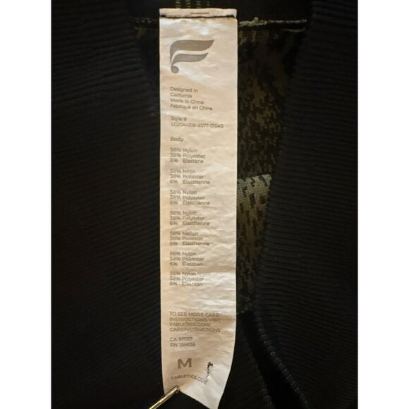 Fabletics High-Rise Snake Print Cropped Leggings Size M - Picture 6 of 6